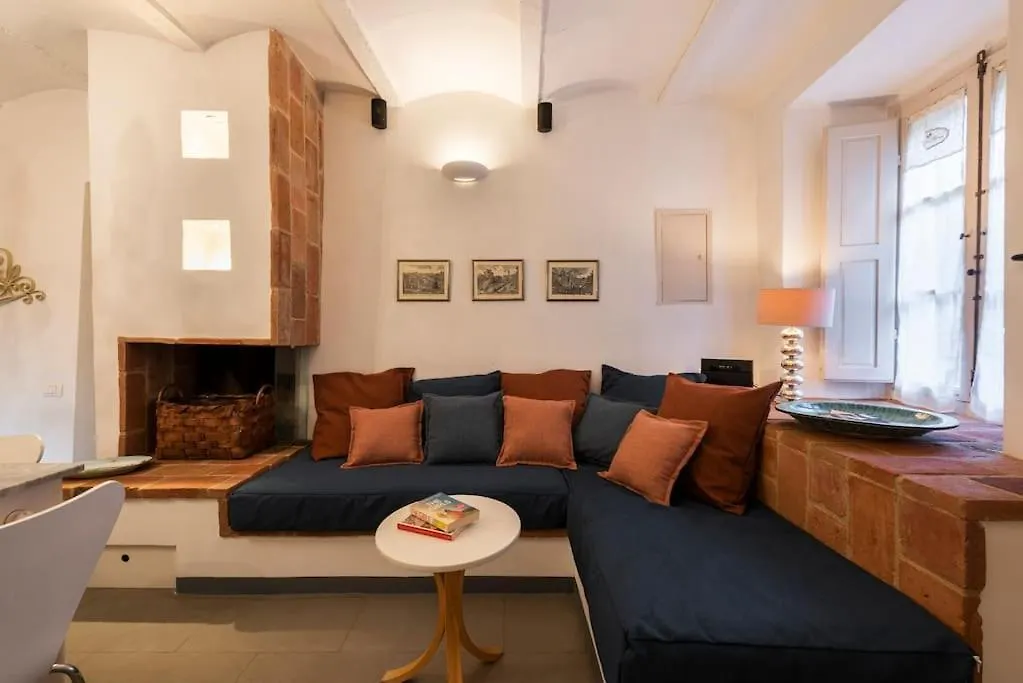 Medieval Cottage Monte San Savino Italy