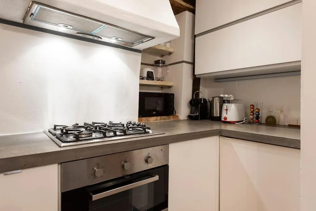 Apartment Medieval Cottage Monte San Savino Italy